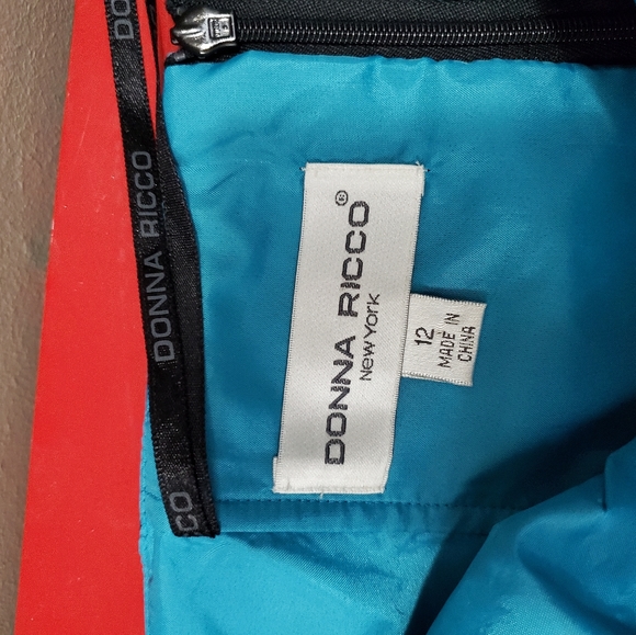 Blue and black beautiful dress - Picture 7 of 9